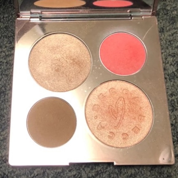 becca Chrissy Tiegen Glow Face Palette - Picture 3 of 4